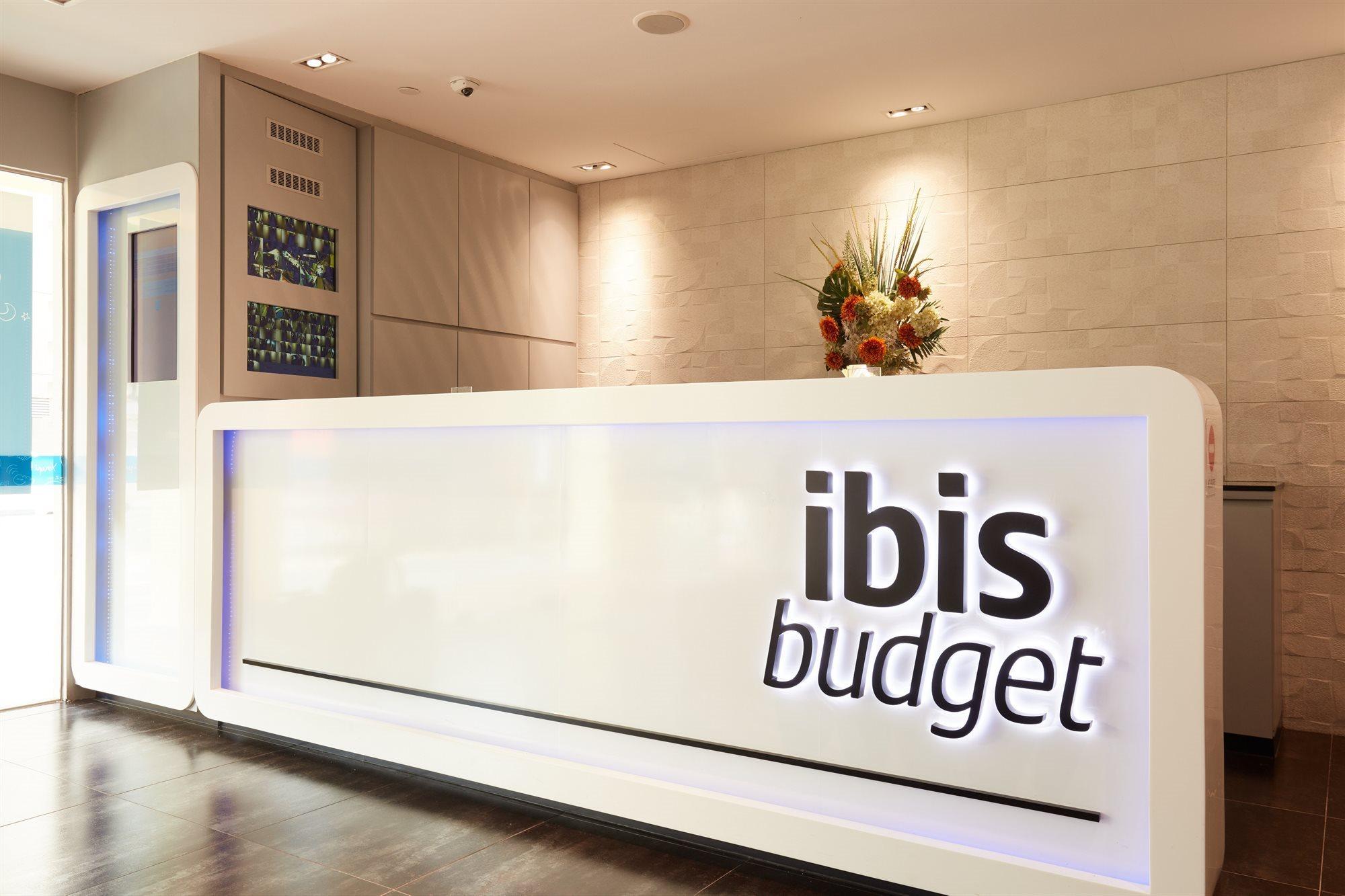 Ibis Budget Singapore Selegie Exterior foto